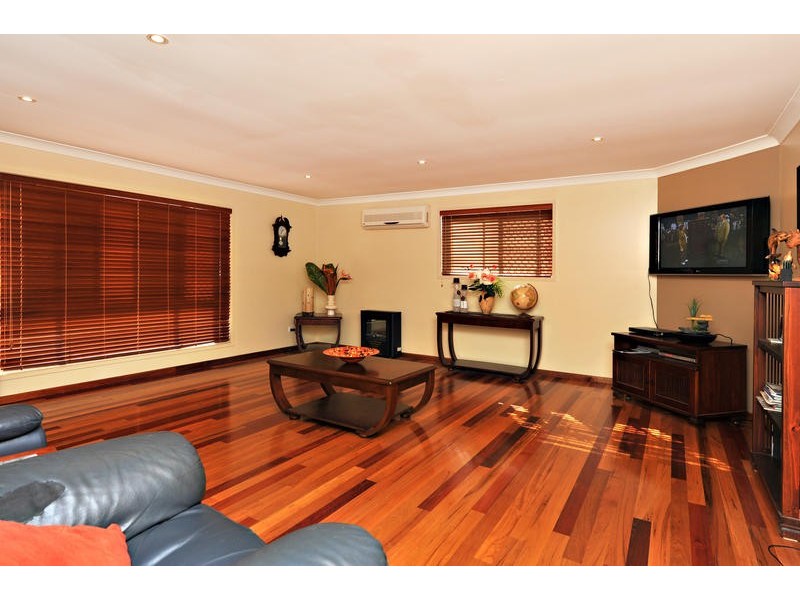 37 Morgan Road, Albany Creek QLD 4035