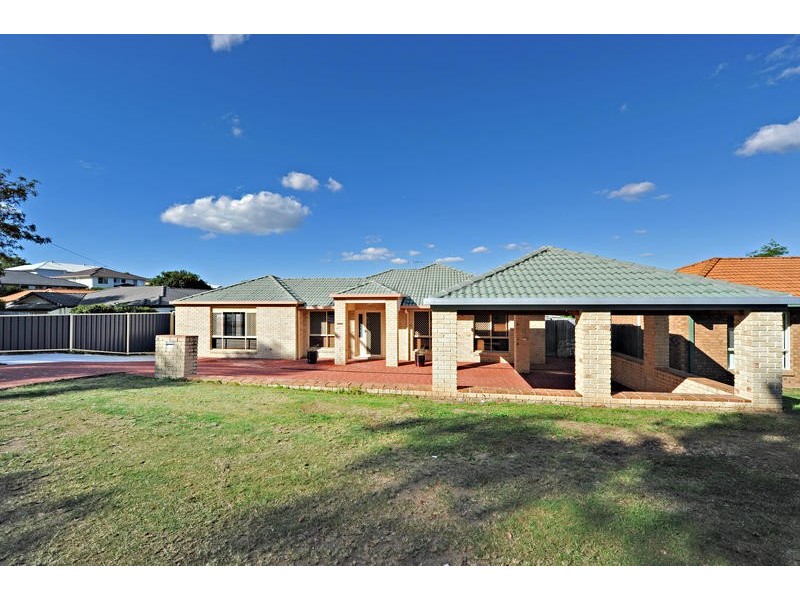 37 Morgan Road, Albany Creek QLD 4035