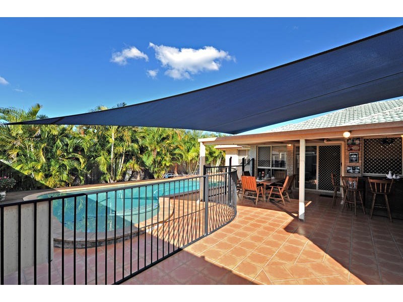 37 Morgan Road, Albany Creek QLD 4035