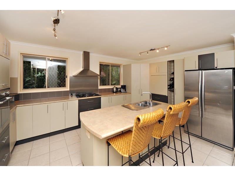 26 Cashmere Lane, Cashmere QLD 4500