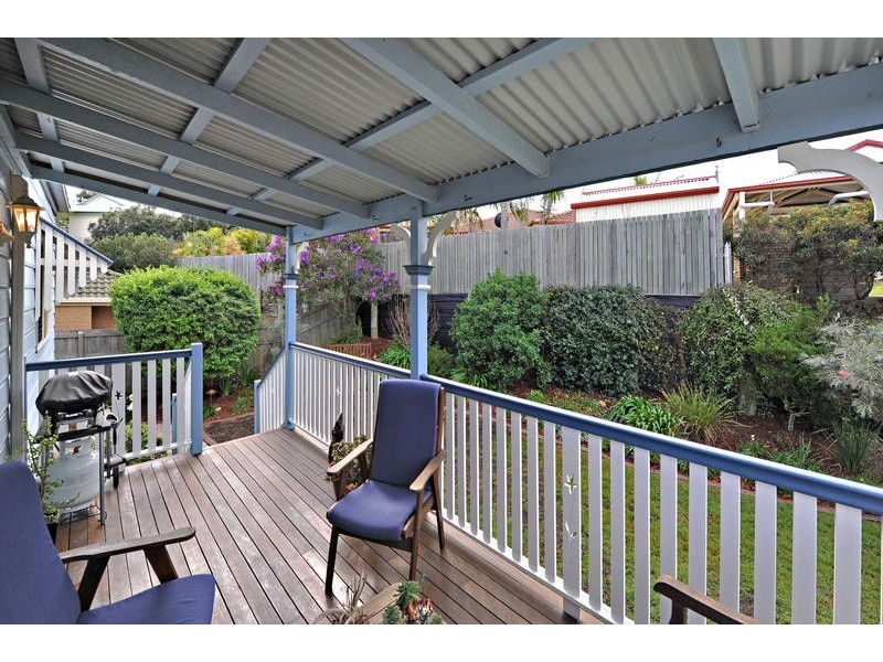 20 Granada Drive, Eatons Hill QLD 4037