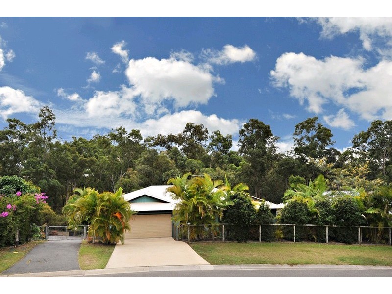 7 Ken Duncombe Drive, Cashmere QLD 4500