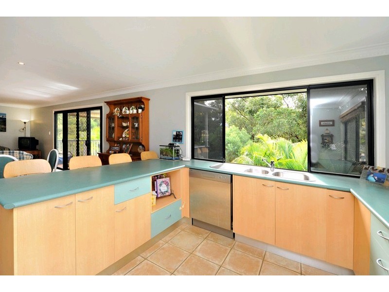 7 Ken Duncombe Drive, Cashmere QLD 4500