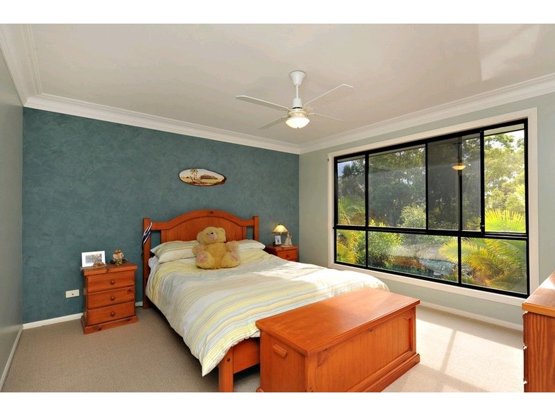 7 Ken Duncombe Drive, Cashmere QLD 4500