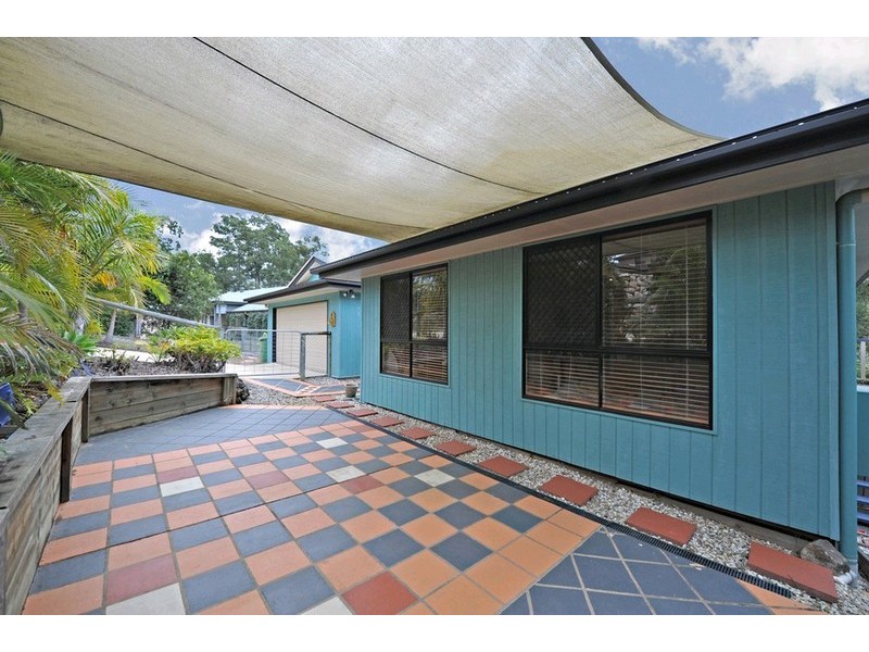 7 Ken Duncombe Drive, Cashmere QLD 4500