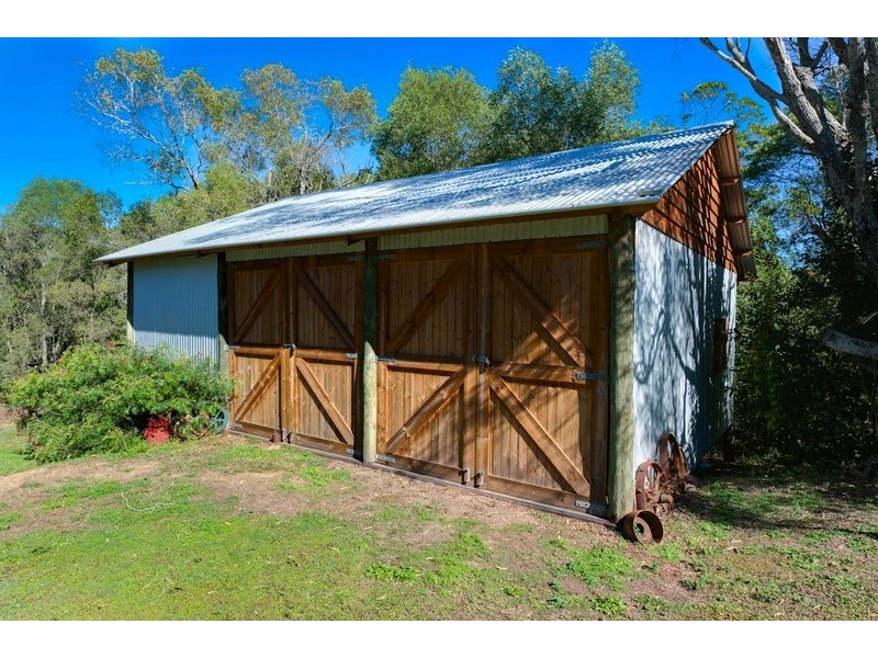 26 Garrawin Court, Clear Mountain QLD 4500