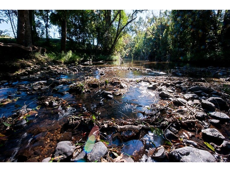 26 Garrawin Court, Clear Mountain QLD 4500