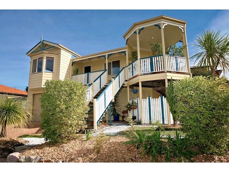 112 Saraband Drive, Eatons Hill QLD 4037