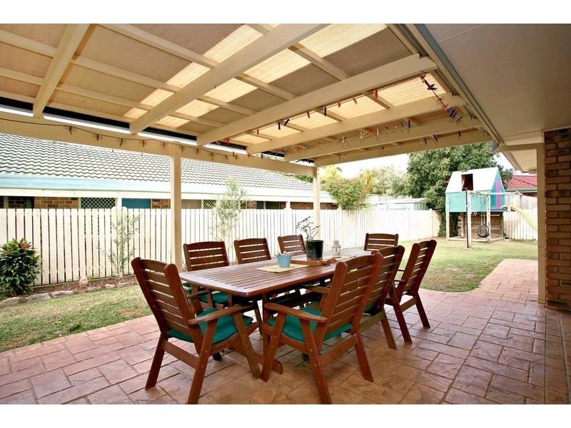 25 Atoll Crescent, Eatons Hill QLD 4037