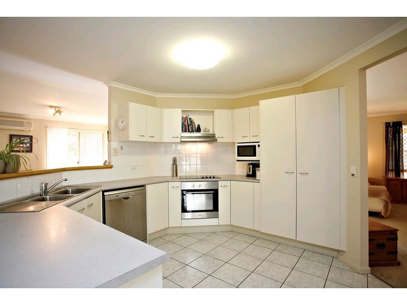 25 Atoll Crescent, Eatons Hill QLD 4037