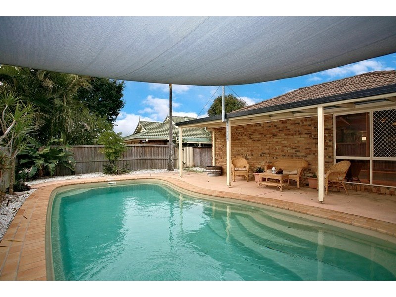 25 Atoll Crescent, Eatons Hill QLD 4037