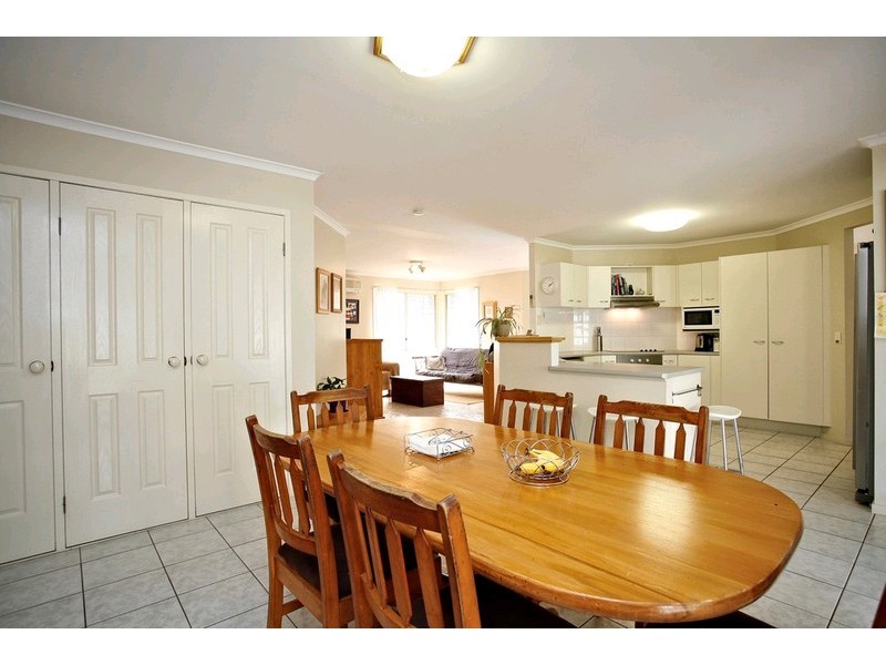 25 Atoll Crescent, Eatons Hill QLD 4037