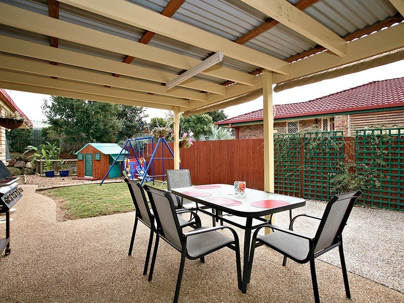 11 Wivenhoe Avenue, Albany Creek QLD 4035