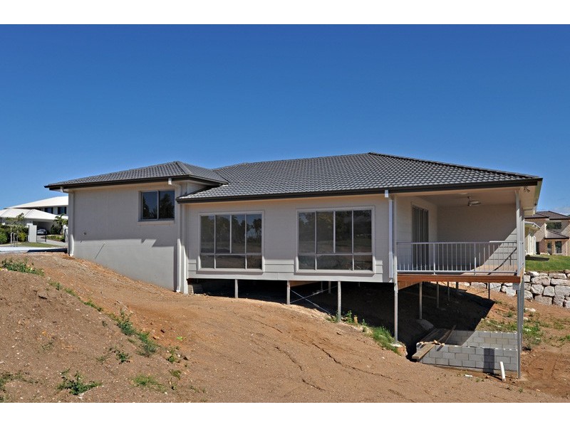 82 Corvus Drive, Cashmere QLD 4500