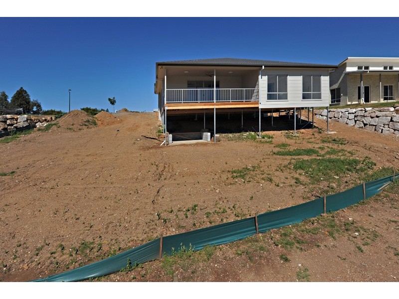 82 Corvus Drive, Cashmere QLD 4500