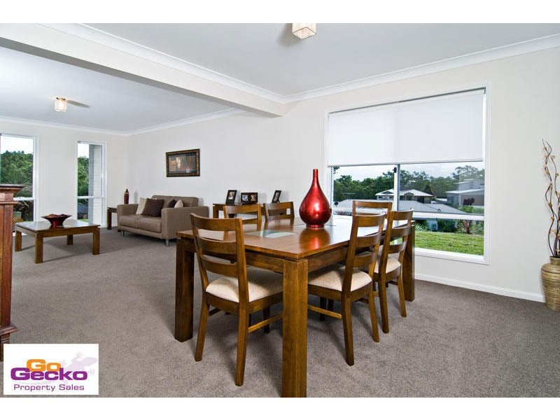 3 Trevor Place, Cashmere QLD 4500