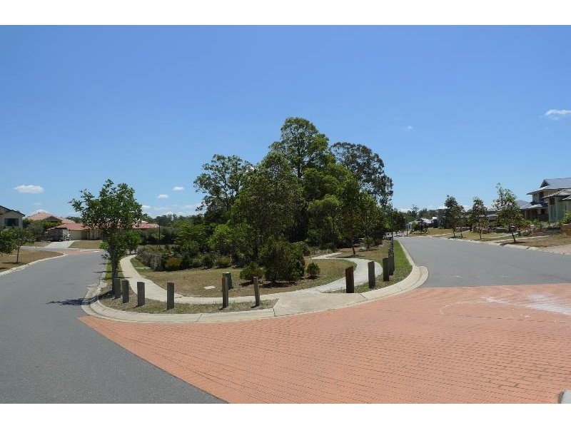 20 Stone Brook Court, Cashmere QLD 4500