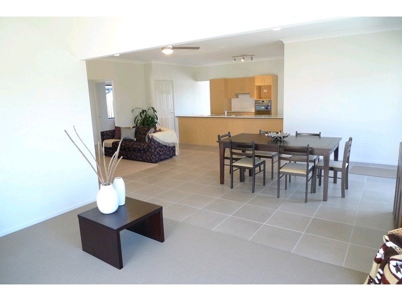 20 Stone Brook Court, Cashmere QLD 4500