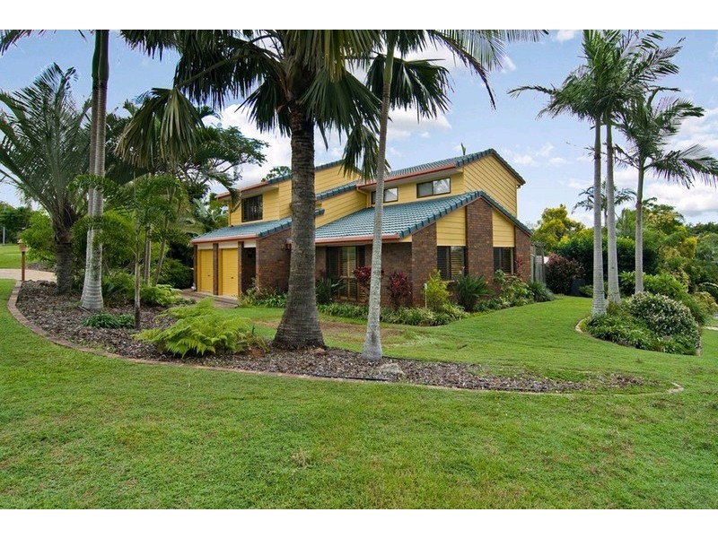 30 Pegasus Avenue, Eatons Hill QLD 4037