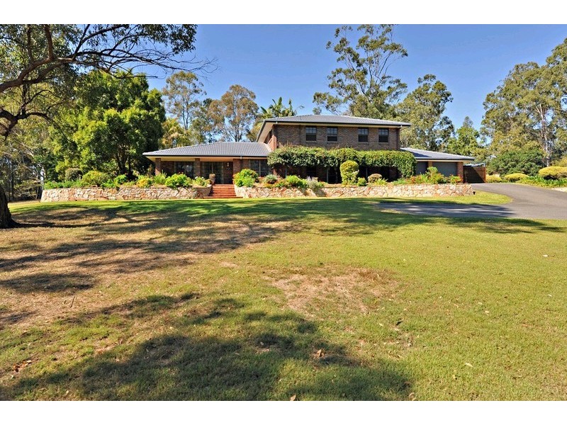 11 Barker Street, Cashmere QLD 4500