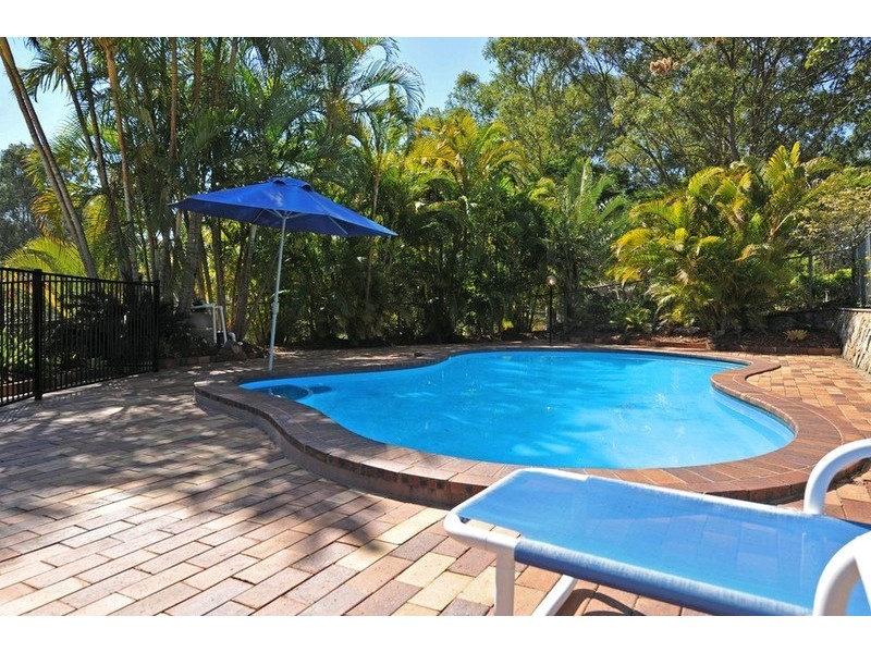 11 Barker Street, Cashmere QLD 4500