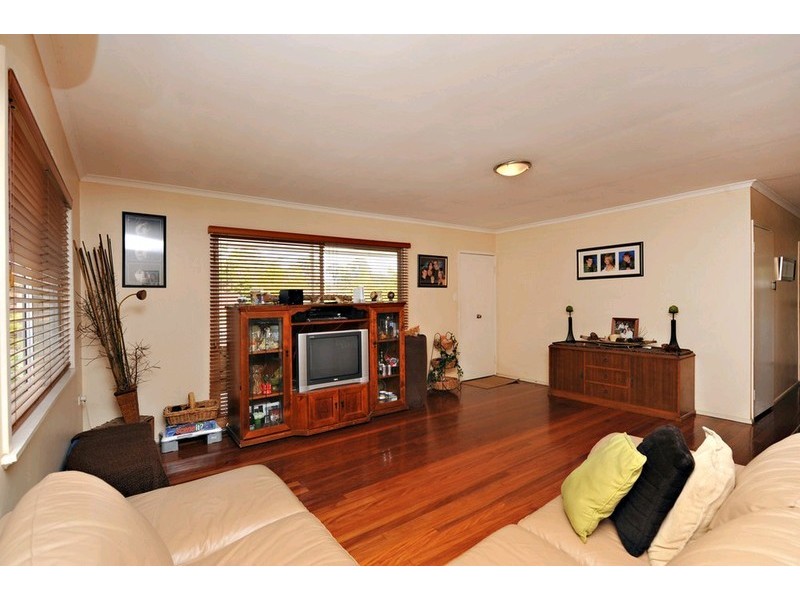 26 Crofty Street, Albany Creek QLD 4035