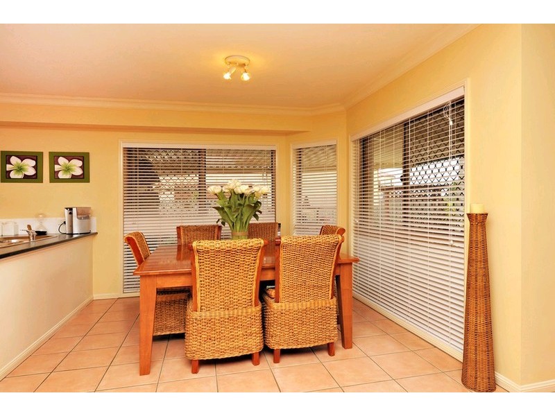 34 Lancewood Drive, Albany Creek QLD 4035