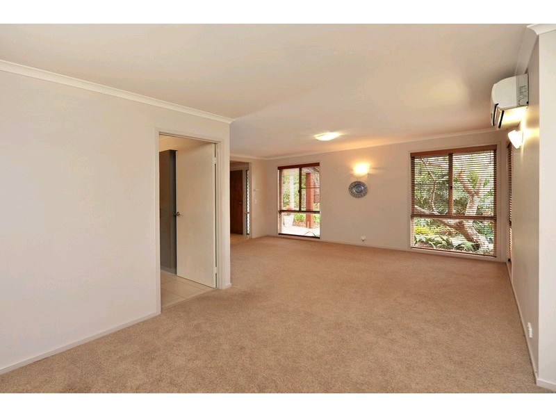 4 Biggs Crescent, Albany Creek QLD 4035