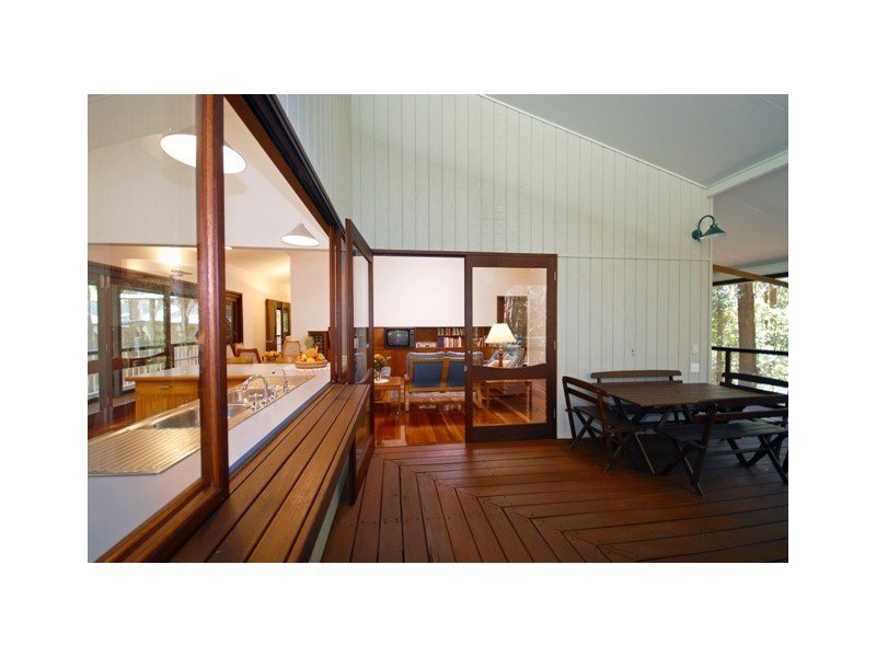 45 Cashmere Lane, Cashmere QLD 4500