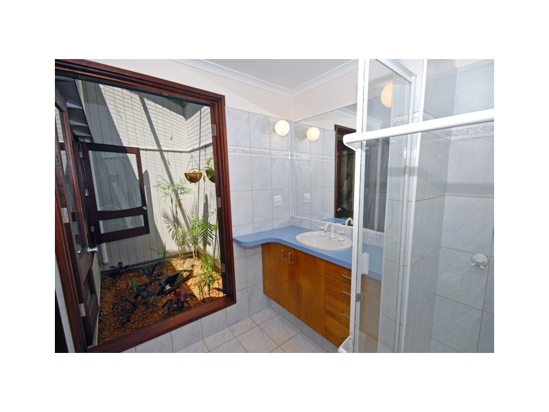 45 Cashmere Lane, Cashmere QLD 4500