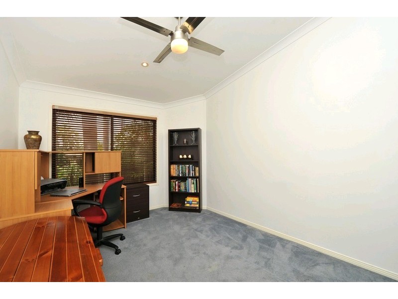 20 Pascali Crest, Eatons Hill QLD 4037
