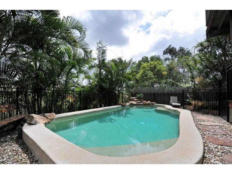 20 Pascali Crest, Eatons Hill QLD 4037