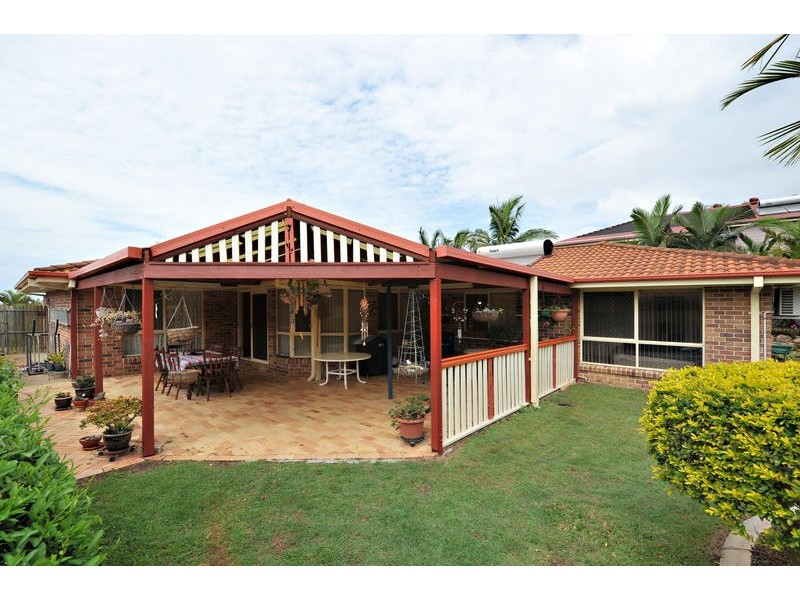 10 Tiffany Court, Eatons Hill QLD 4037