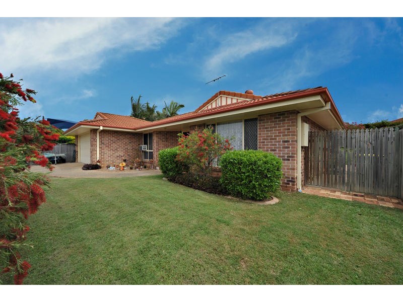 10 Tiffany Court, Eatons Hill QLD 4037