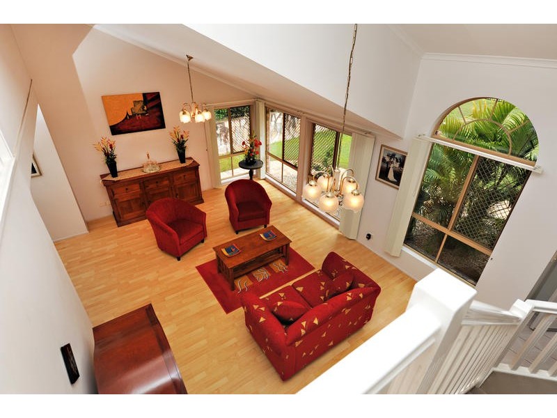 11 Allamanda Crescent, Albany Creek QLD 4035