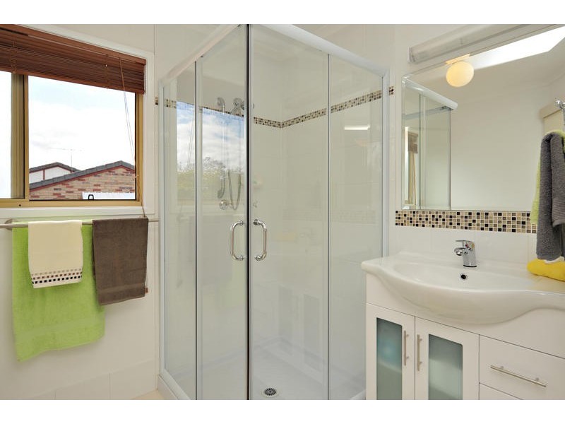 11 Allamanda Crescent, Albany Creek QLD 4035