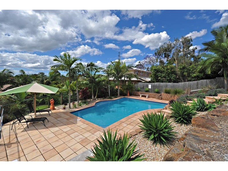 11 Allamanda Crescent, Albany Creek QLD 4035