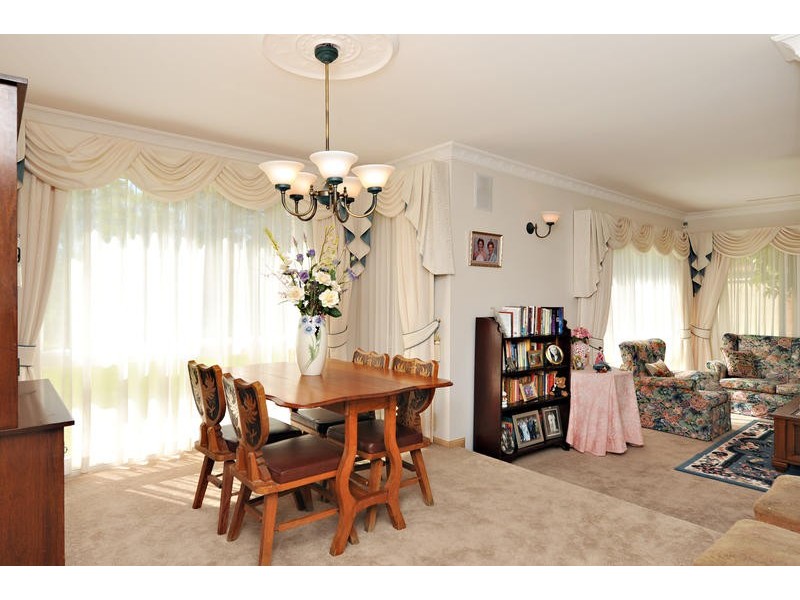 1 Kestrel Court, Warner QLD 4500