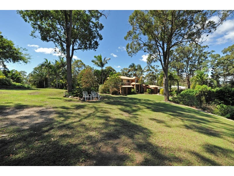 1 Kestrel Court, Warner QLD 4500