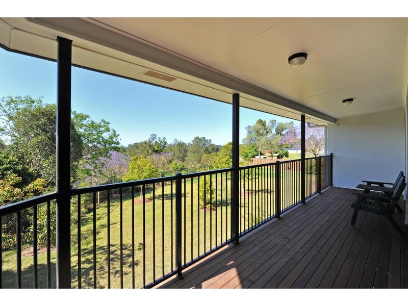 17/8-10 James Cash Court, Albany Creek QLD 4035