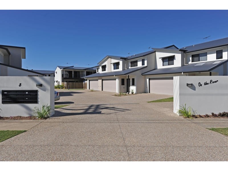 17/8-10 James Cash Court, Albany Creek QLD 4035