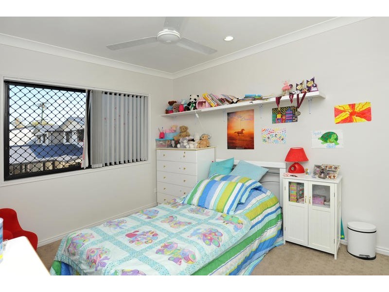 17/8-10 James Cash Court, Albany Creek QLD 4035