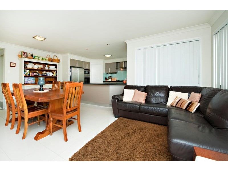 16 Brownell Street, Warner QLD 4500