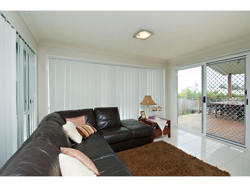 16 Brownell Street, Warner QLD 4500