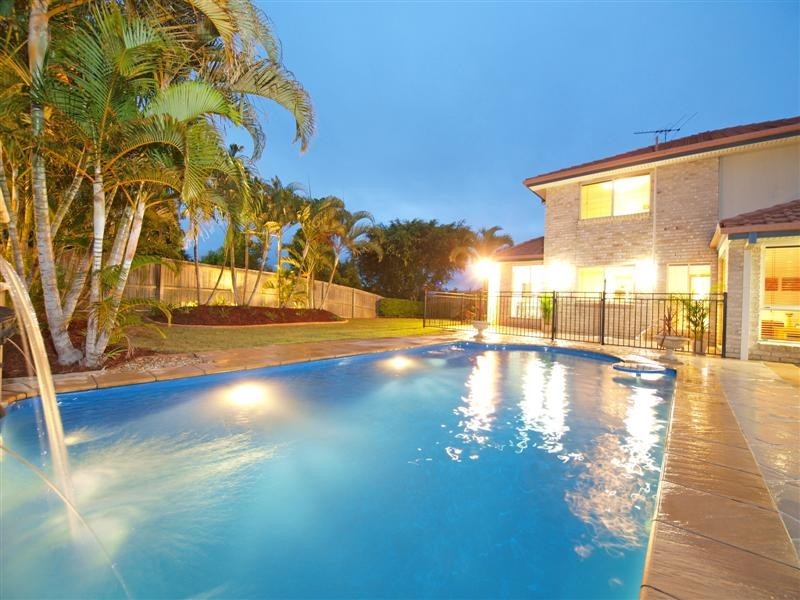 7 Poona Court, Albany Creek QLD 4035