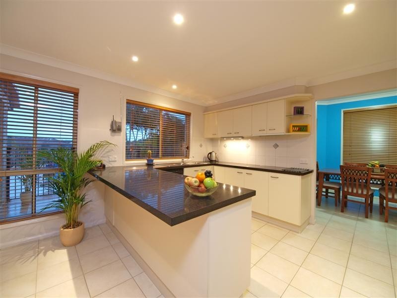 7 Poona Court, Albany Creek QLD 4035