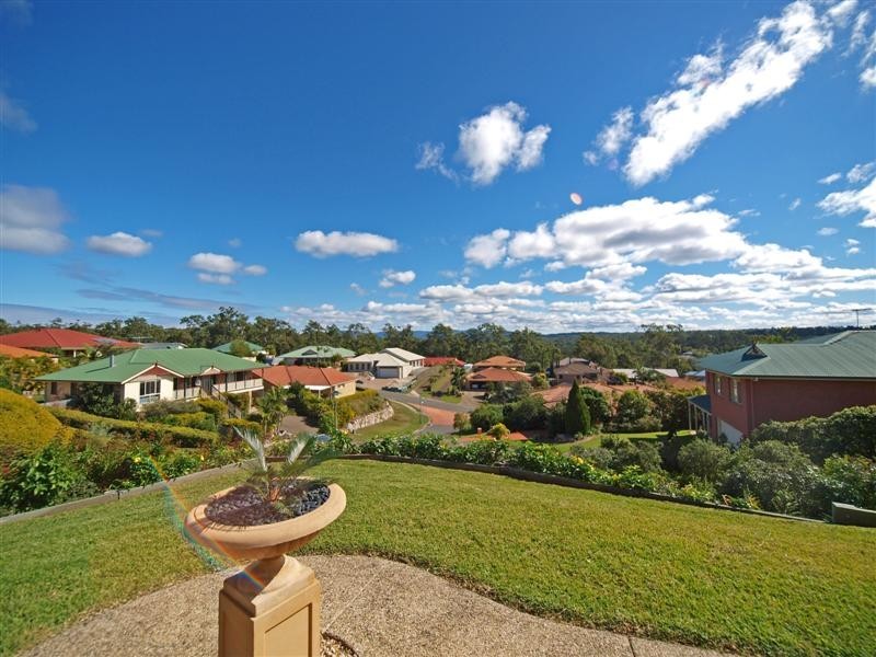 7 Poona Court, Albany Creek QLD 4035