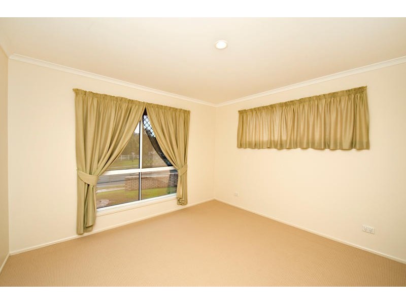 1 Saraband Drive, Eatons Hill QLD 4037