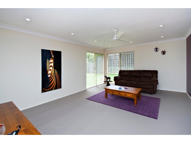 5 Flintwood Street, Warner QLD 4500