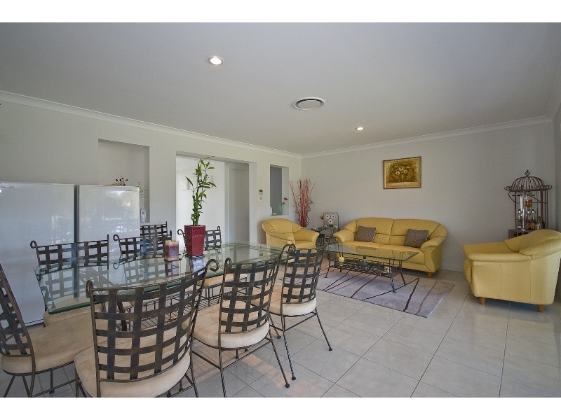 7 Rail Close, Dayboro QLD 4521